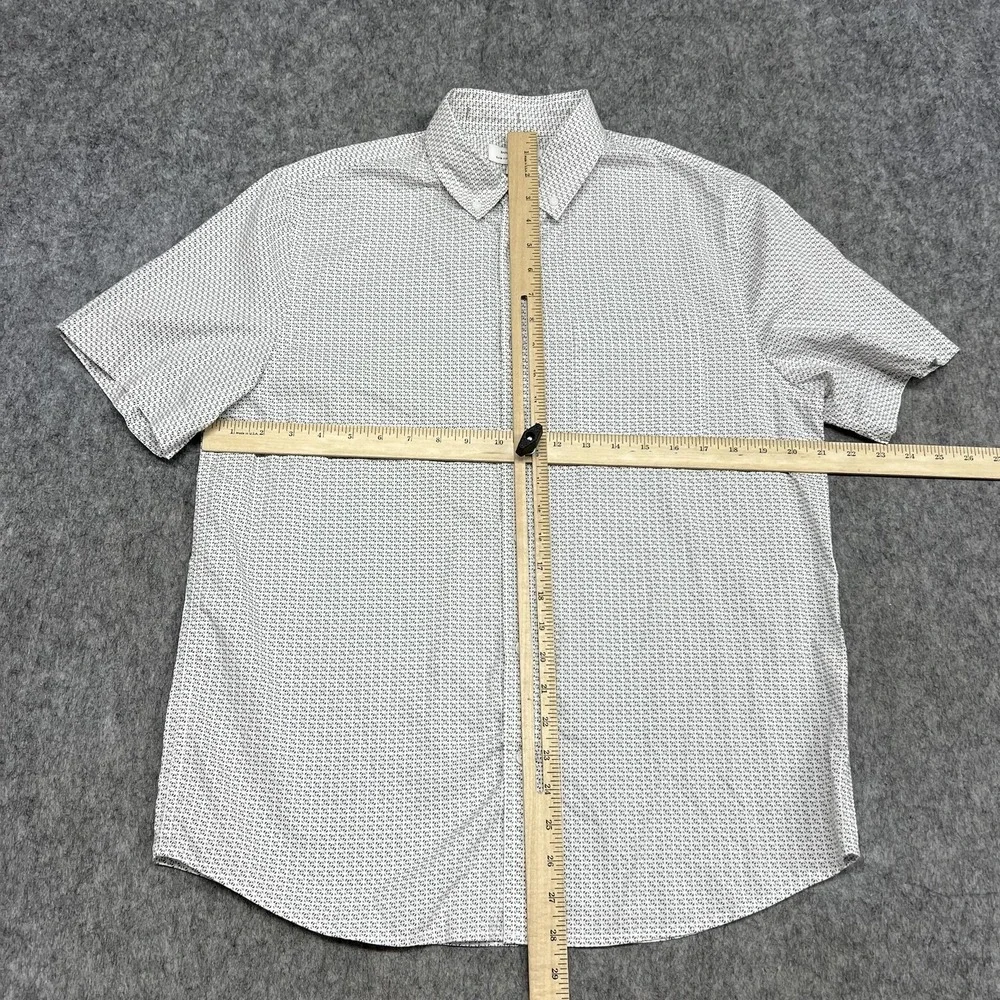 Banana Republic Shirt Mens M White Geometric Short Sleeve Slim Untucked Casual